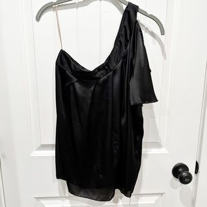 One-shoulder silk black top